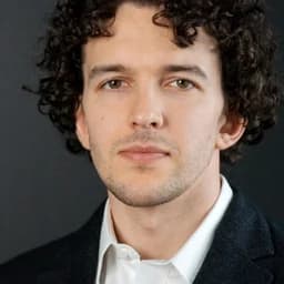 Franciszek B. Georgiew, Founder, Tigers & 22 Ventures
