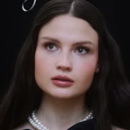 Julia Rocka, Wokalistka i autorka tekstów